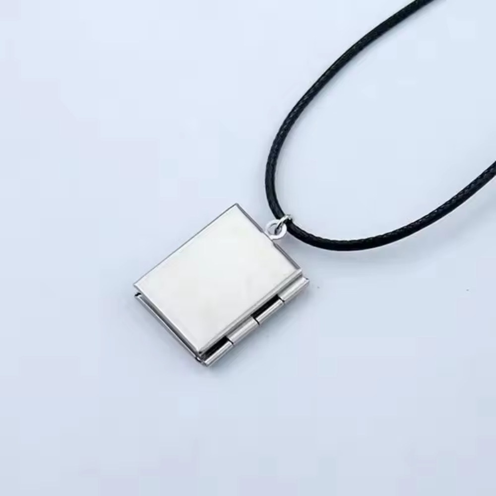 Square Photo Frame Pendant Ne - Men Accessories Photos 评论和价格