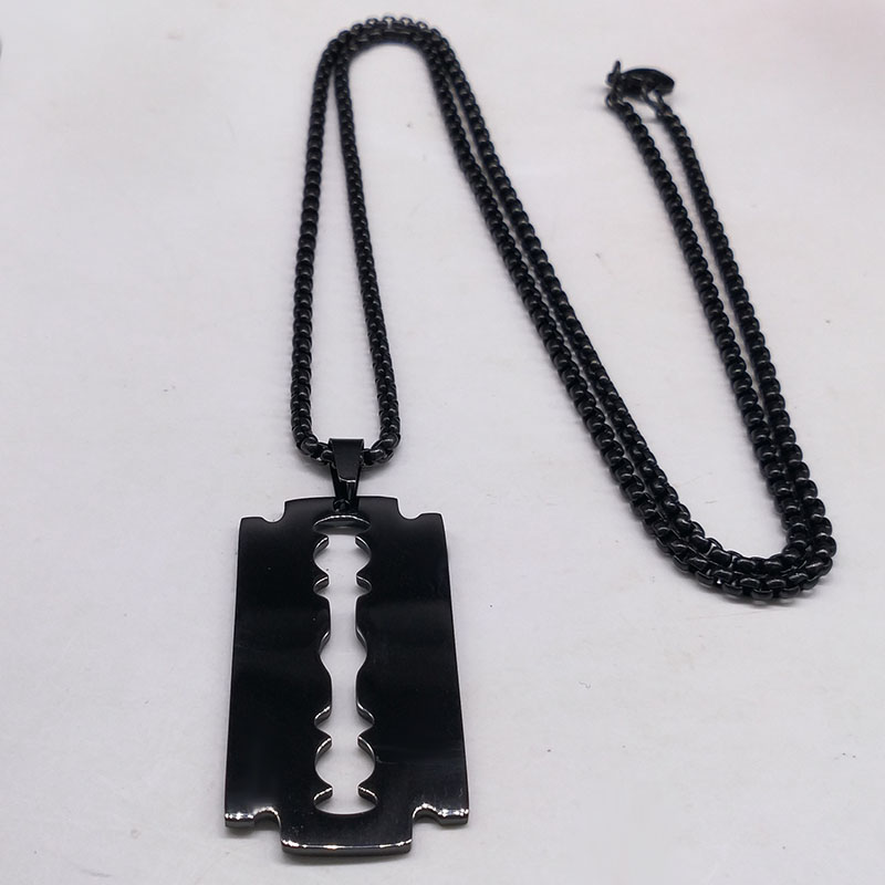 Gothic Blade Razor Pendant Nec - Men Accessories Aesthetic 评论和价格