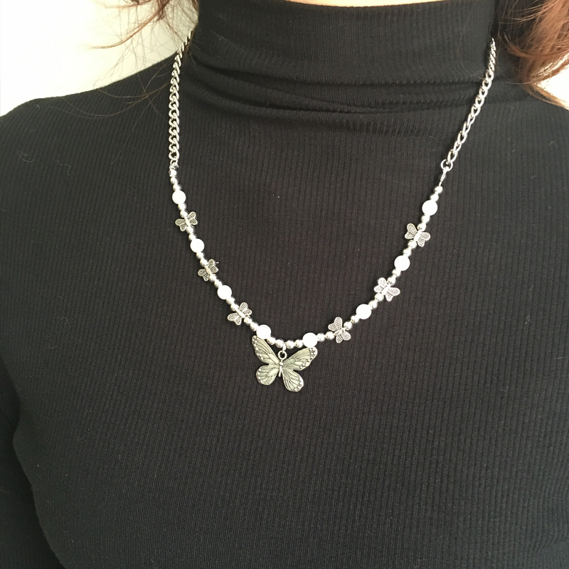 Gothic Butterfly Pendant Neckl - Men Accessories Aesthetic 评论和价格