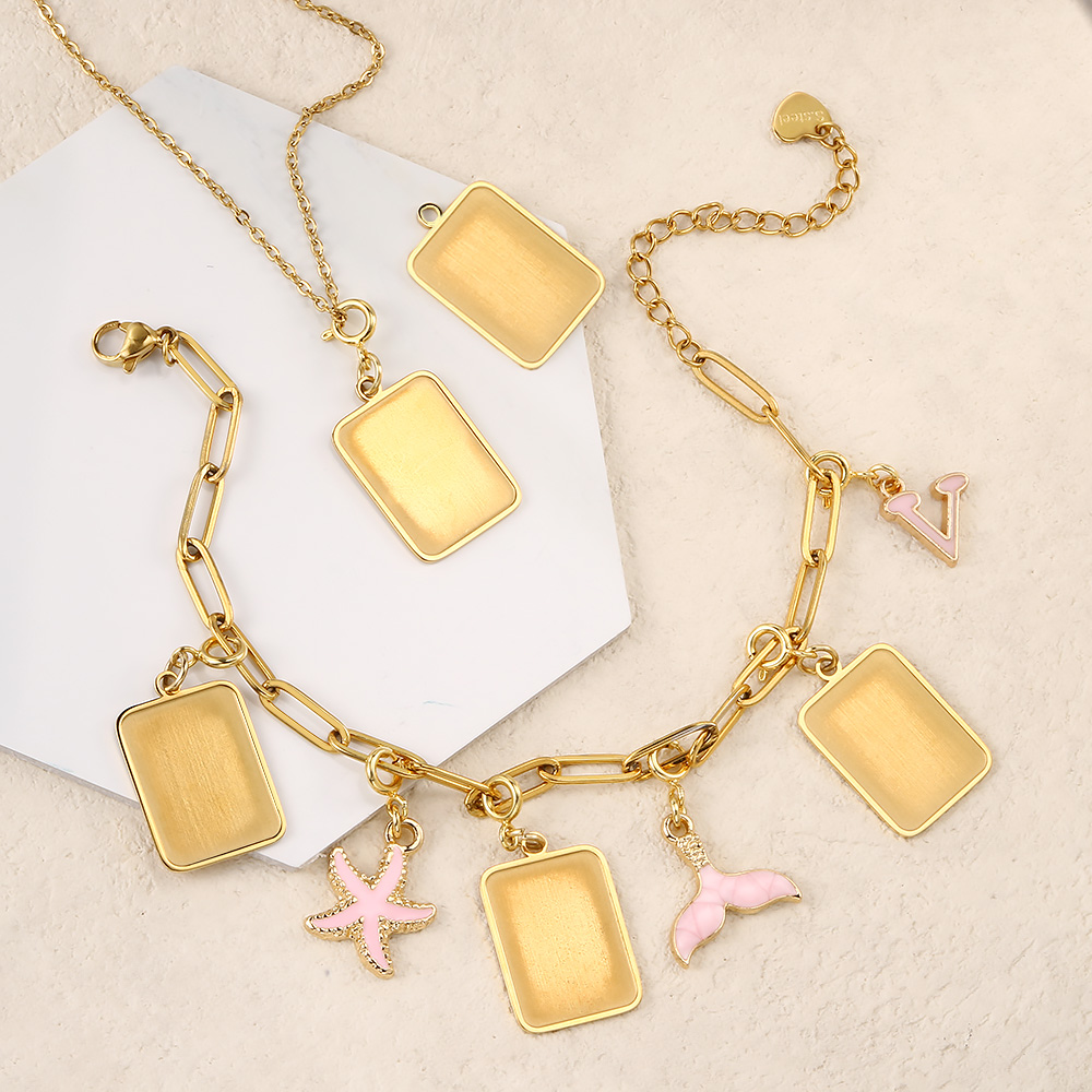 Customized Photo Letter Flag P - Men Accessories Photos 评论和价格