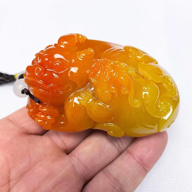 Natural Huang Longyu Pixiu Pen - Men Accessories Jewellery 评论和价格